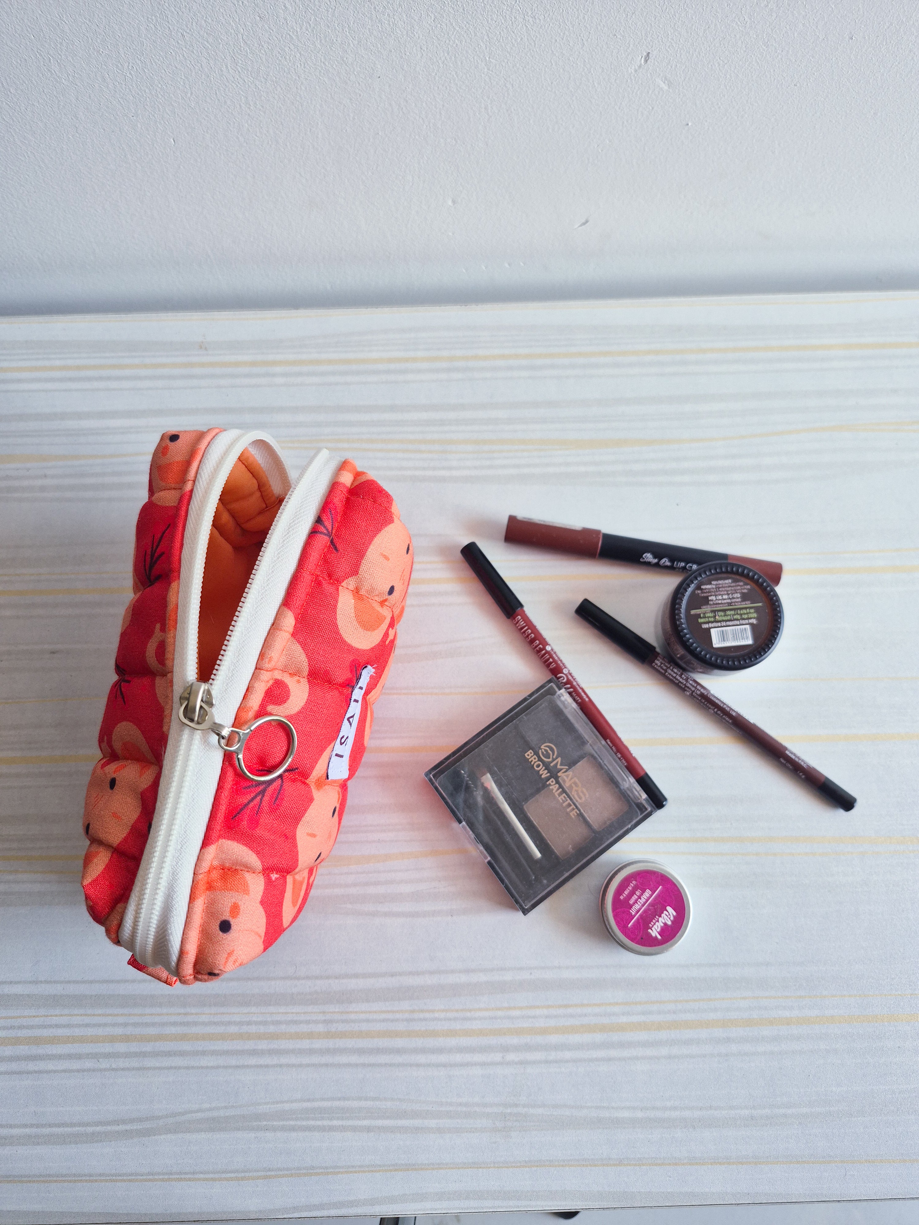 Yaanai Quilted Makeup/ Travel Pouch - Medium size